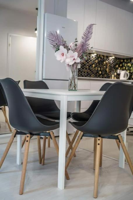 Appartement Urbannestgroup - Sienna 65 à Varsovie Extérieur photo